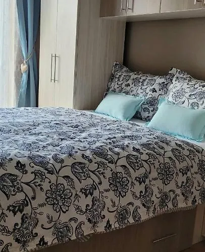 La Perla 아파트 우마그